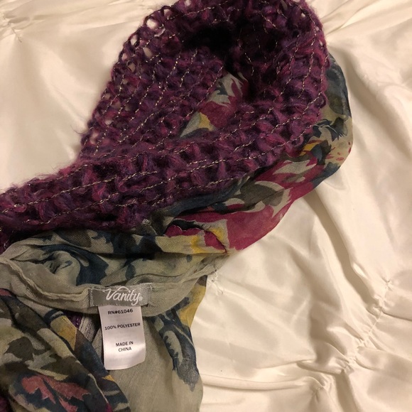 Infinity scarf - Picture 3 of 3